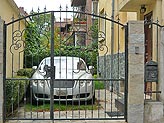 Портална врата от ковано желязо